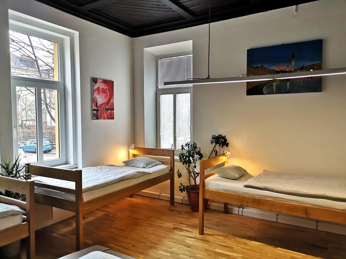 Vila Veselova, Ljubljana City Center Hostel Kültér fotó