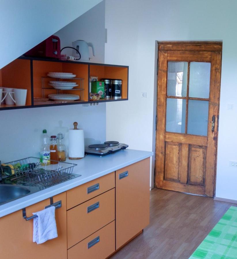 Vila Veselova, Ljubljana City Center Hostel Kültér fotó